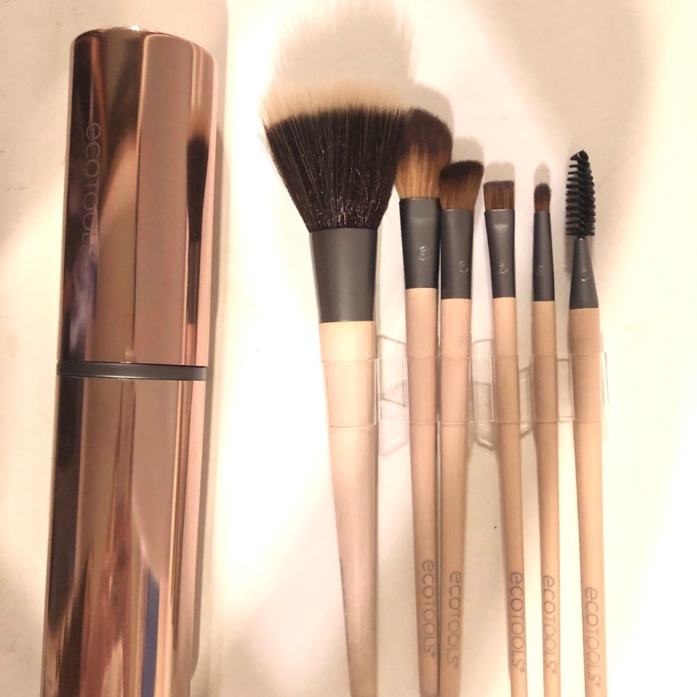 Ecotools makeup brushes NEW